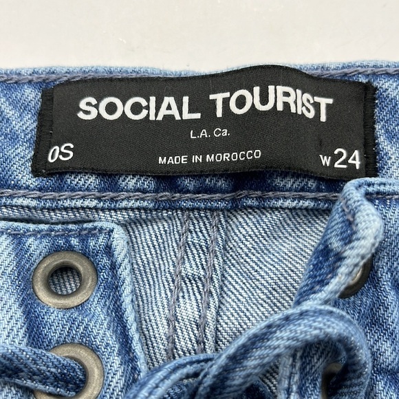 Social Tourist Ultra High Rise Flare Size 24 - Picture 9 of 16